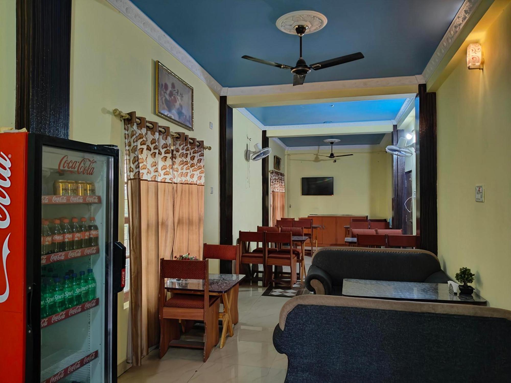 Hotel Daisy Park Siddharthanagar Ngoại thất bức ảnh